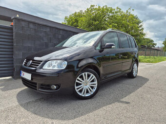 Volkswagen Touran 2.0 TDI Highline DSG.