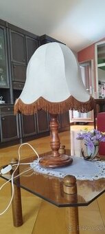 Stolová lampa