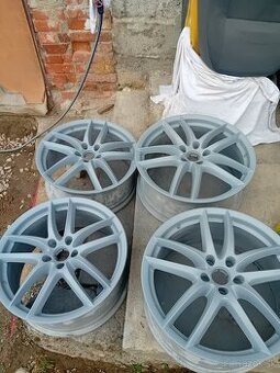5x112 r19 Cupra R310