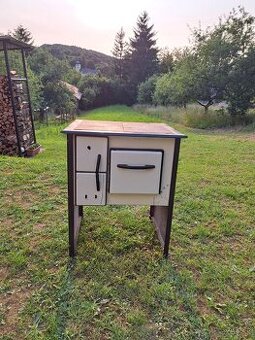 Sporak na drevo