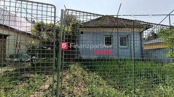 Starý dom na pozemku 2034m2, Sasinkovo, Hlohovec
