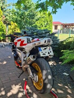 Aprilia tuono 1000R