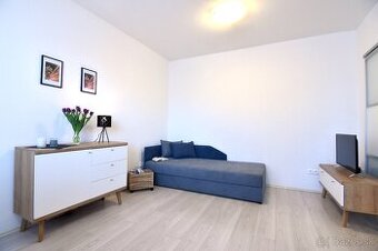 Garsónka s množstvom úložného priestoru na Chrenovej, Nitra