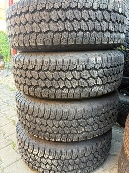 215/70r16 Goodyear wrangler