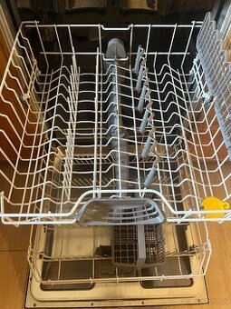Umývačka riadu Bosch SilentPlus ver. 2 (60 cm) – plne integr