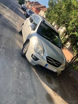 Predám KIA carens - 1