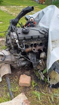 ●Ponukam na predaj Motor● zo Skoda superb 1