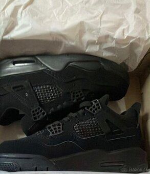 Jordan 4 black cat