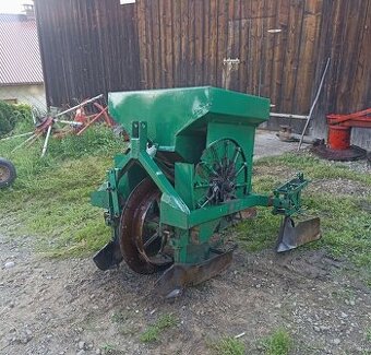 Sadzač zemiakov český Agrozet