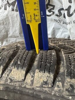 Zimne pneu 195/60/15