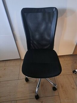 Kancelárska stolicka