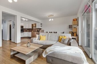 REZERVOVANÉ - Krásny 5 izbový dom na predaj, Slovenský Grob