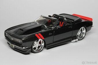 1:24 - Americké Muscle Cars - Maisto