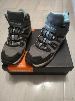 Dievčenská treková obuv veľ.34