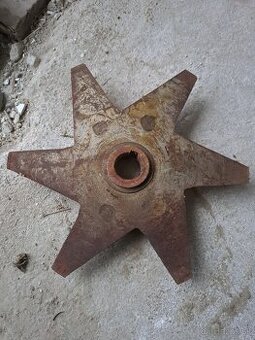 Nôž na štiepkovač