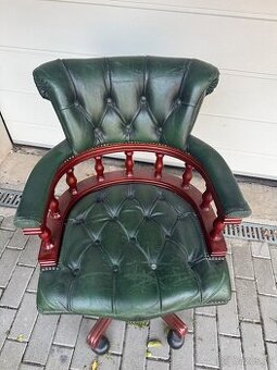 Starozitne kancelarske kreslo