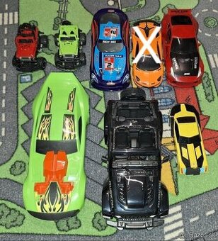 Auto na diaľkové ovládanie, jeep, pásové