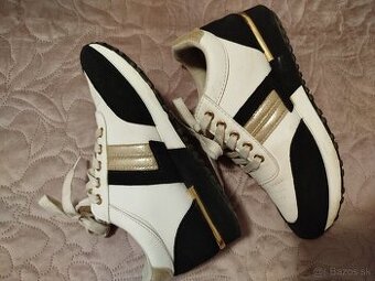 Damske tenisky dvoje