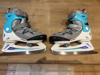 Predám dievčenské korčule