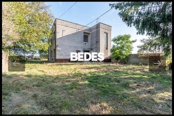 ZNÍŽENÁ CENA ‼️ Veľký rodinný dom + pozemok 788m² - Krušovce