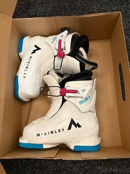 Úplne nové lyziarky