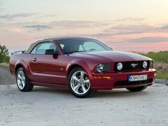 Ford Mustang GT Convertible 4.6L - Premium Edition bl. koža