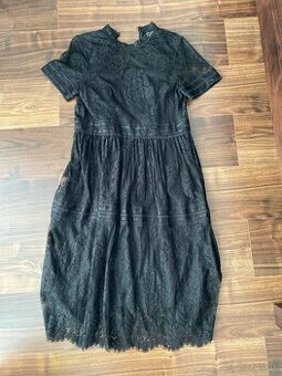Šaty velkost 40