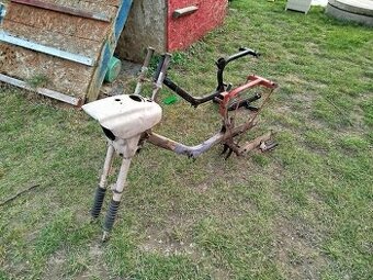 Predám 2x kostra na Jawu pionier.