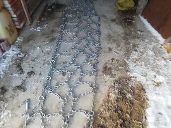 Snehove reťaze na traktor