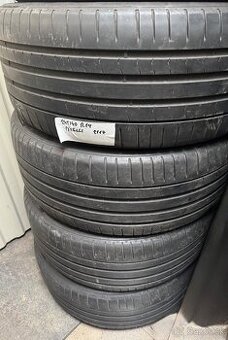 245/40 R19 sada letne pneu
