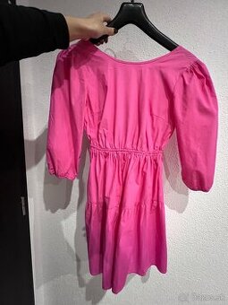 Dámske ružové šaty