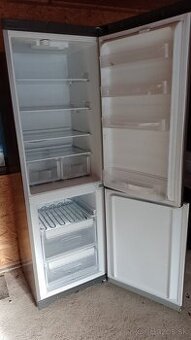 Predám chladničku s mrazničkou