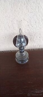 Starožitná závesná petrolejová lampa