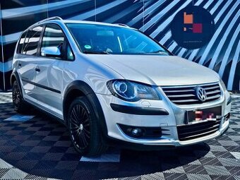 Volkswagen touran cross 2.0 tdi BMM r17