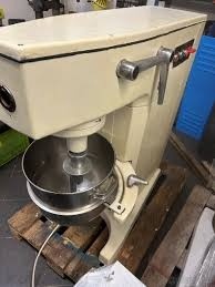Alba RE - 22 robot