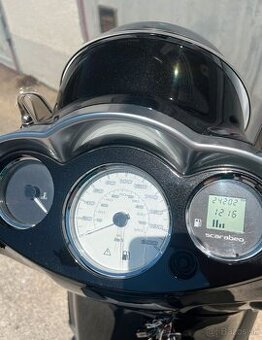 Aprilia scarabeo 300i