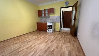SLOVREAL ponúka na prenájom garsónku v meste Handlová