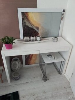 Predám stolík vysoký lesk so suplikmi