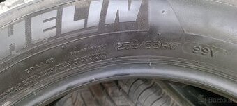 Michelin 235/55 R17