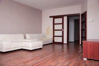 Na prenájom 3-izbový nadštandarný byt, 90 m2, Nové Mesto nad