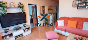 JKV REAL ponúka na predaj 5-izbový dvojpodlažný rodinný dom 