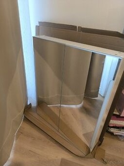 Ikea kúpeľňová skrinka