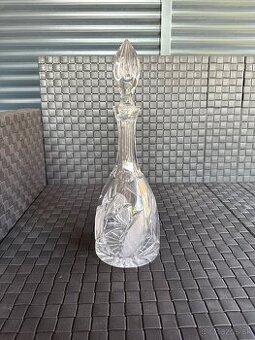 Kryštálová karafa