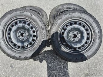22. Škoda Kodiaq plechové disky 215/65 R17