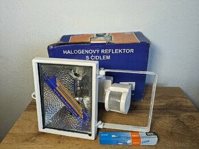 Halogenovy reflektor s pohybovym snimacom
