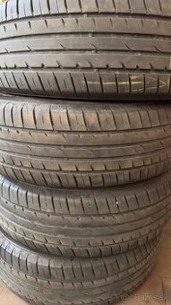 215/70 R16