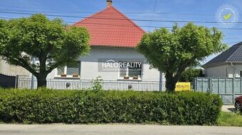 HALO reality - Predaj, rodinný dom Trnovec nad Váhom - EXKLU