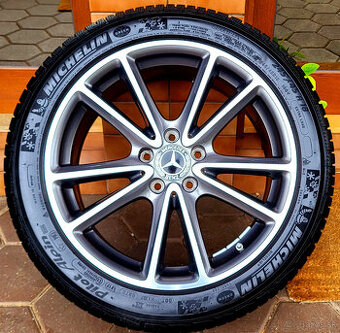 alu R18 5x112, ET33, orig. Mercedes CLS, (zimné pneu 245/45)