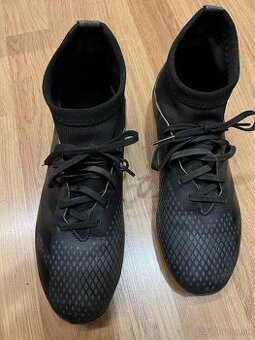 Predám detské kopačky Adidas / Predator, veľkosť 38