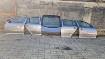 Škoda Octavia 2 sedan dvere kapučino